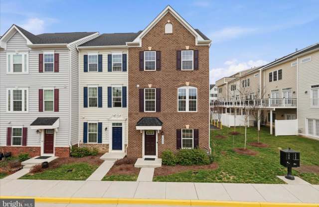 24594 Laurel Lake Terrace - 1 photos photos
