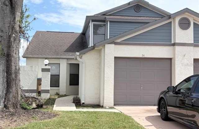 74 LAKEPOINTE Circle Gallery 1