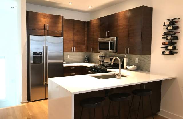 261 Leverington Ave photos photos