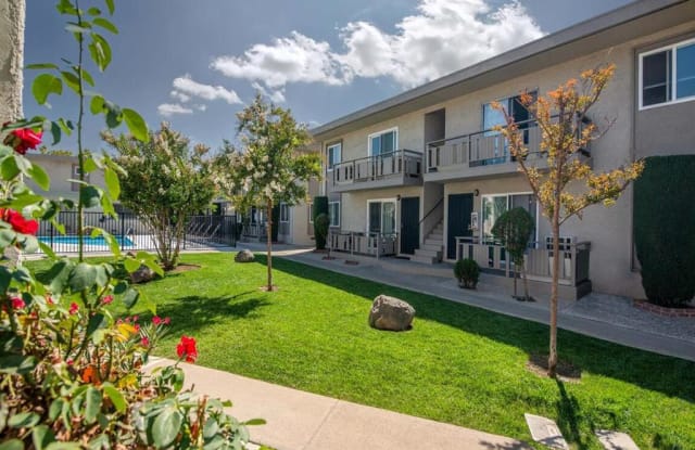 Monterey Manor photos photos
