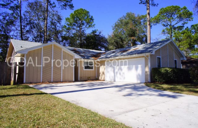 11168 Cloverhill Circle West - 11168 E Cloverhill Cir, Jacksonville, FL 32257