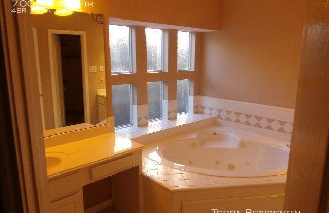 7006 Stonefir Gallery 3