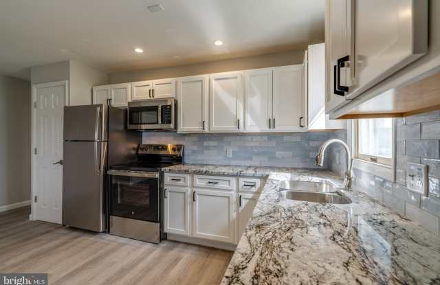 132 N MAIN Street photos photos