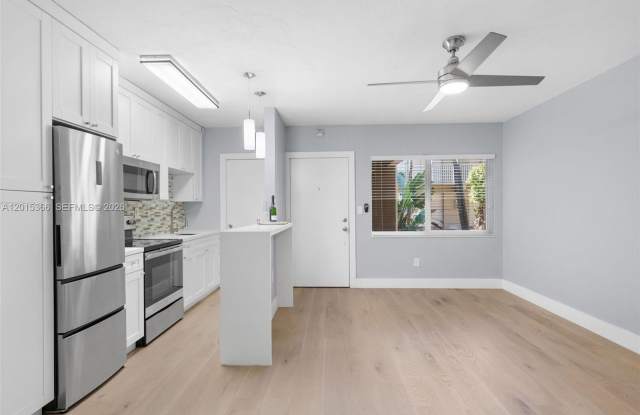 6330 SW 79th St photos photos