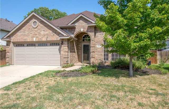 2804 Wandering Oak Drive Gallery 2
