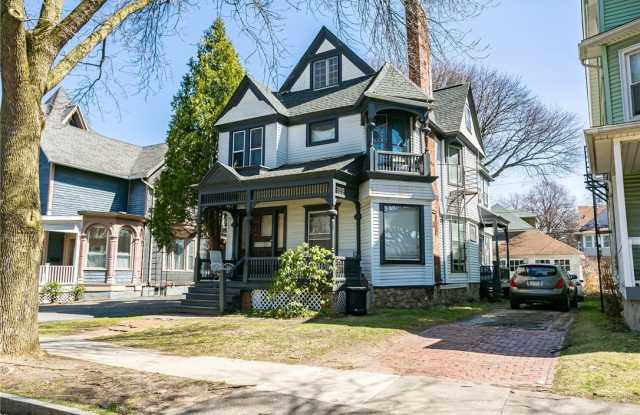 500 Oxford Street unit: 1 photos photos