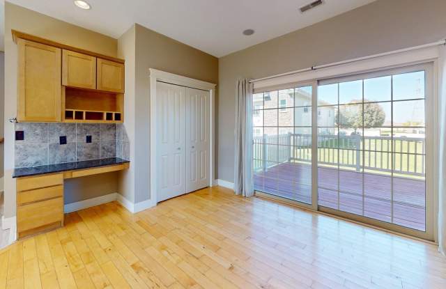 Beautiful 2 Bedroom Town Home in Grimes! Gallery 4