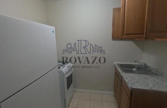 25 Van Velsor Place - 25 Van Velsor Place, Newark, NJ 07112