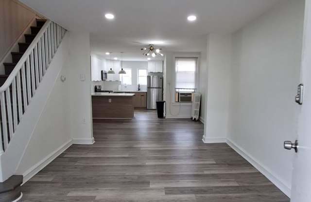 Renovated 3BR Rowhome - Section 8 Accepted Gallery 4