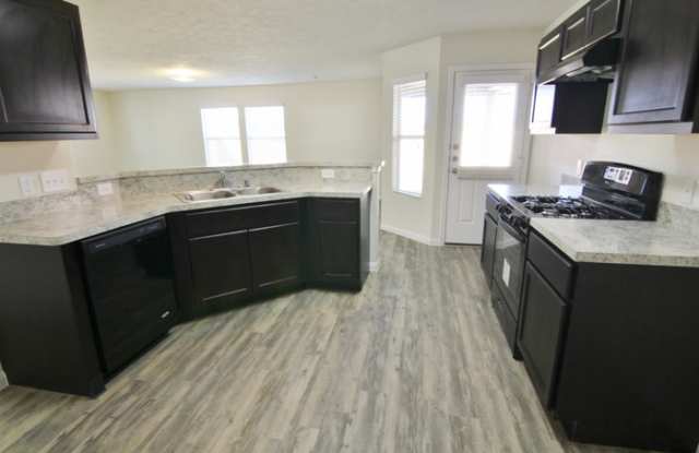 24002 Treviso Gardens Drive Gallery 4