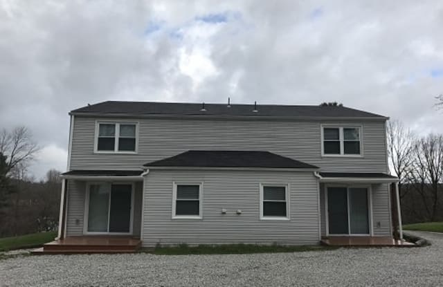 67179 Warnock Saint Clairsvi Road - 67179 Warnock Saint Clairsvi Road, Belmont County, OH 43950