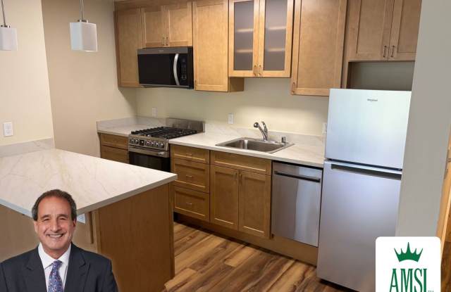 New Remodel**Stainless**Hardwood**Dishwasher**Laundry**Open Tuesday/Wednesday, 4-4:30 PM** photos photos New Remodel**Stainless**Hardwood**Dishwasher**Laundry**Open Tuesday/Wednesday, 4-4:30 PM** photos photos