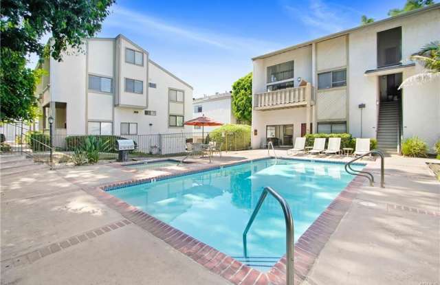 18445 Hatteras Street - 18445 Hatteras Street, Los Angeles, CA 91356