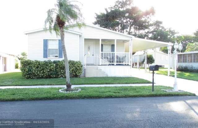 160 NW 53rd St - 160 Northwest 53rd Street, Deerfield Beach, FL 33064