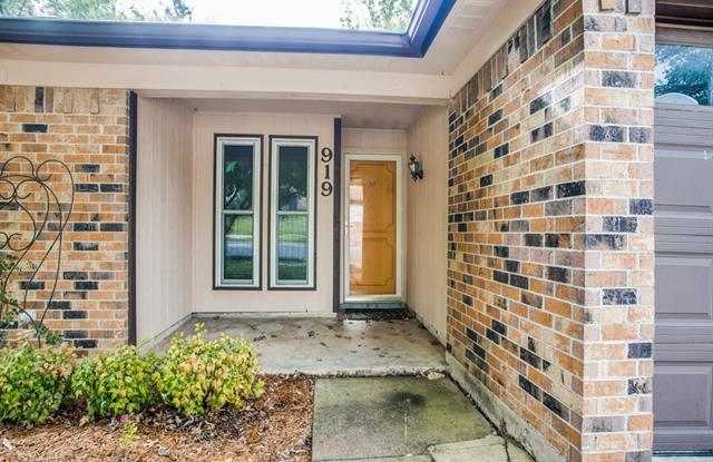 919 Willow Circle N Gallery 3
