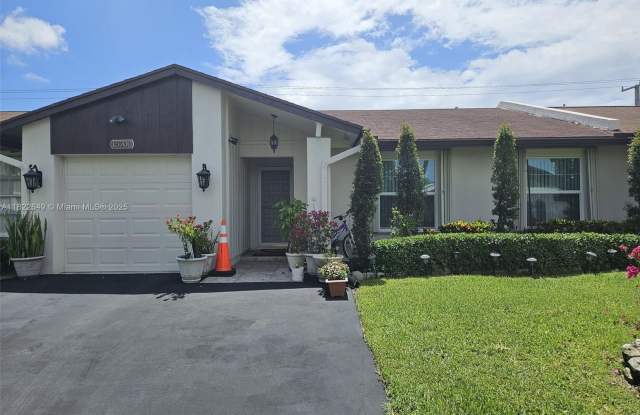15700 Bottlebrush Cir photos photos