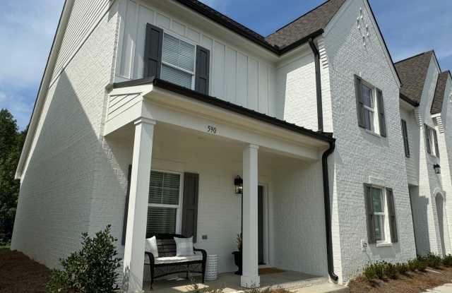3BR/3.5 BA For Rent Gallery 1