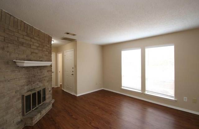 209 Heartwood Dr. Gallery 2
