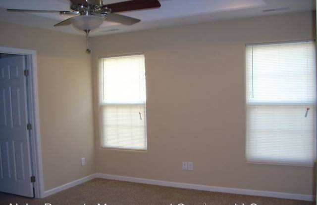 1236 Hetlage Way Gallery 4