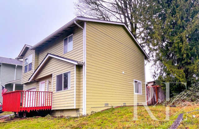 726 NE Flagstone Ln - 726 Northeast Flagstone Lane, Tracyton, WA 98310