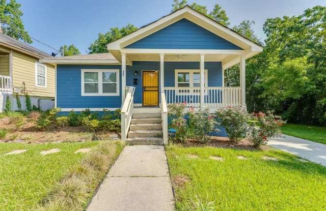 Room in 3 Bedroom Home in Atlanta Gallery 1