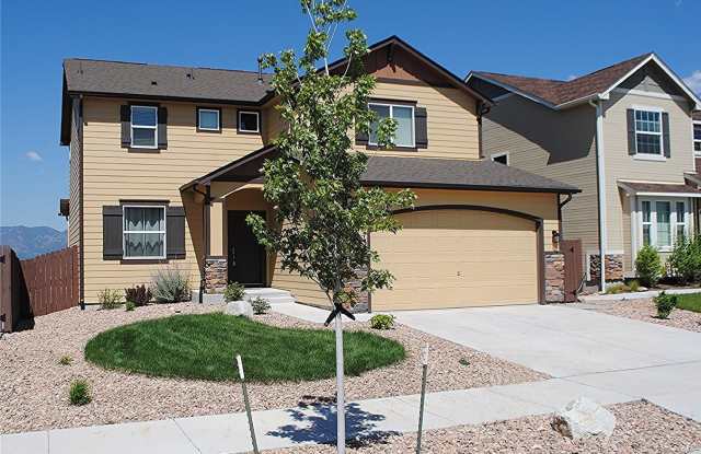 Pine Creek Beauty! 5 bedroom, 3.5 bath, 2 car photos photos
