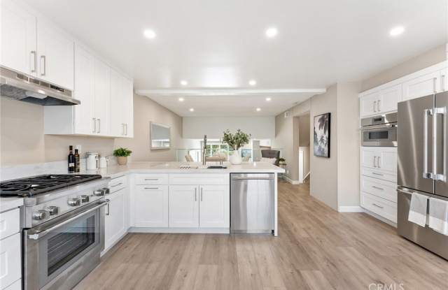 6240 Nita Avenue - 6240 Nita Avenue, Los Angeles, CA 91367