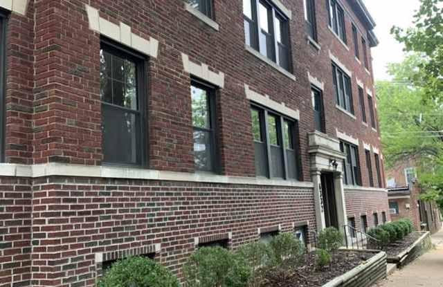 6332 North Rosebury Avenue 2W photos photos