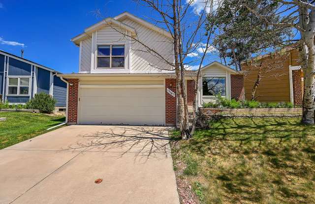 Tri-level Home in Gleneagle! D20 Schools! photos photos