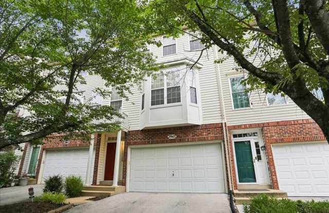 Elegant 3-Level Silver Spring Townhome with Gourmet Kitchen and 2-Car Garage w/ EV Charging photos photos