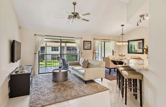 5750 Coach House Circle Gallery 4