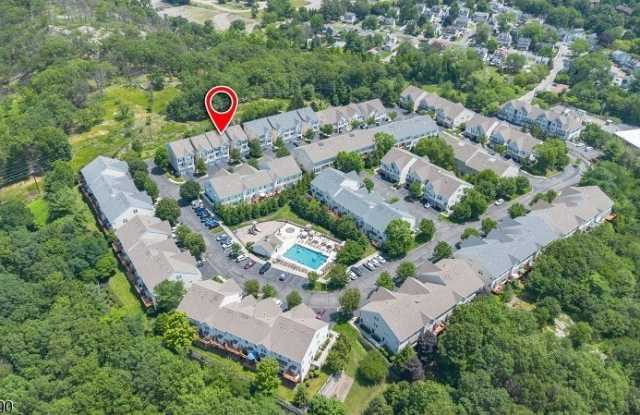 74 Mountainside Dr Gallery 1