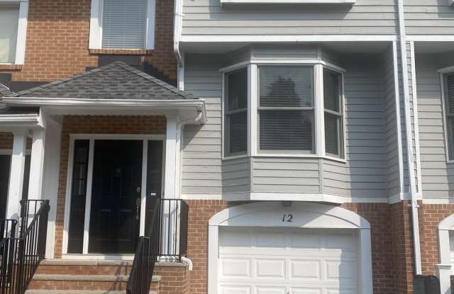 65 E River Road photos photos