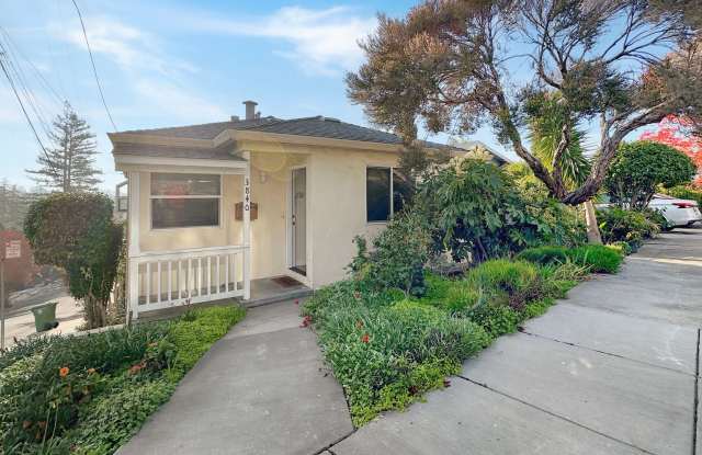 Spacious, Bright  Private Home with Huge Backyard on one of the quietest streets of Redwood Heights - 3840 Huntington Street, Oakland, CA 94619