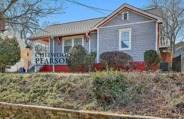 Character-Filled 3BR Home Near Grant Park  Summerhill photos photos