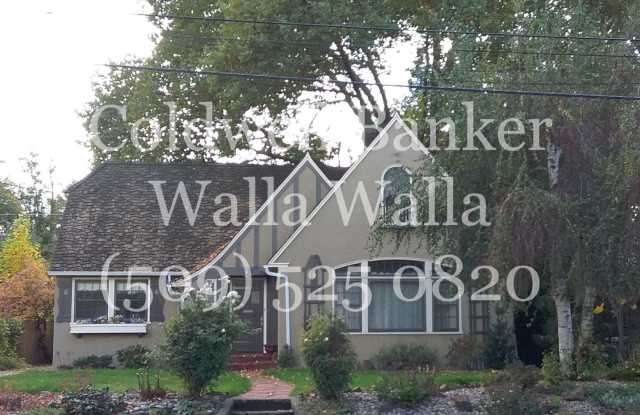 Charming 3 bedroom 2 bath single family house - 1136 East Alder Street, Walla Walla, WA 99362