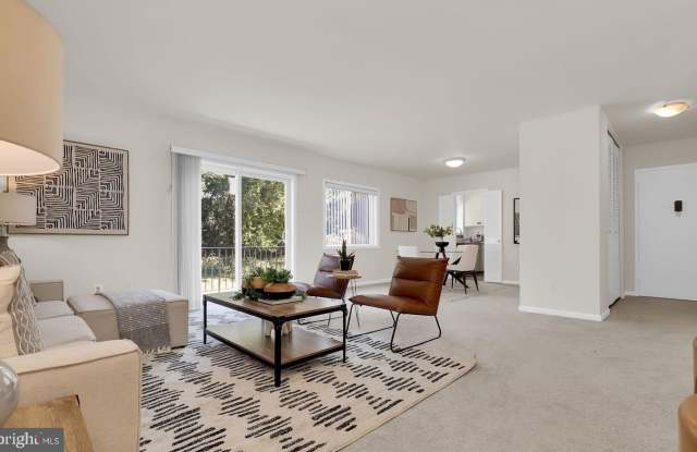 10661 MONTROSE Avenue photos photos