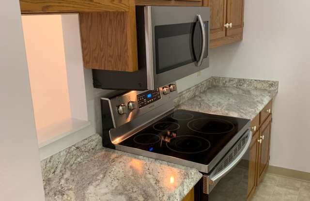 72 Maple Street photos photos