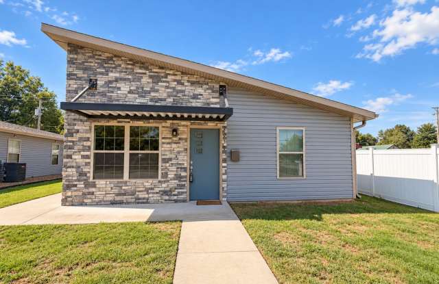 Beautiful 3BR/2BA Home in Joplin, MO! Gallery 1
