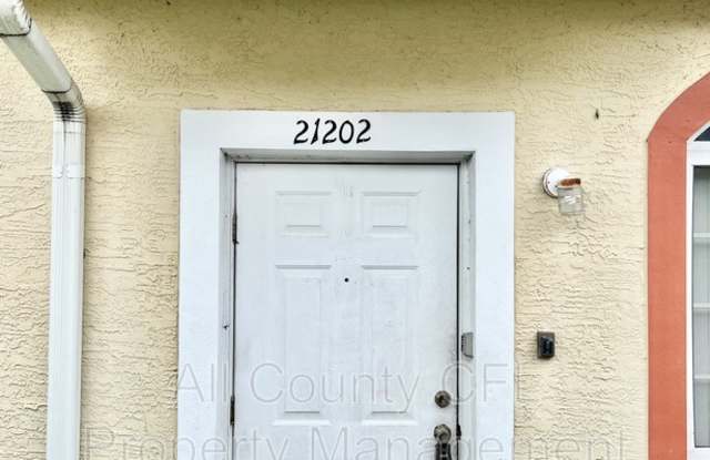 21202 Indian Creek Drive Gallery 2