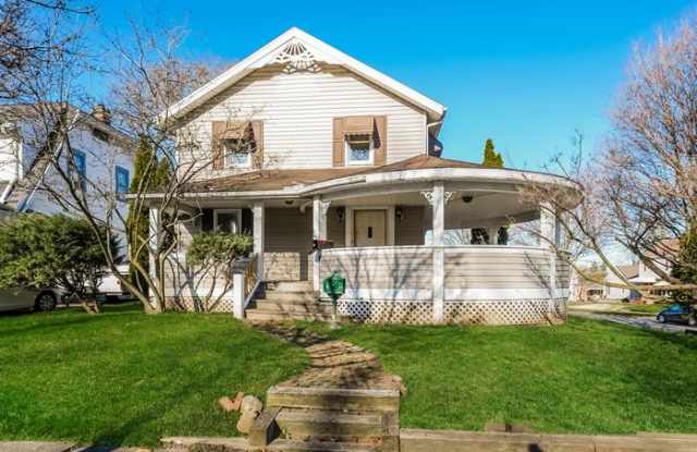 1420 Oakwood Avenue photos photos