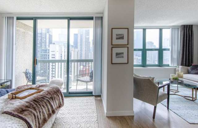33 West Superior St. photos photos