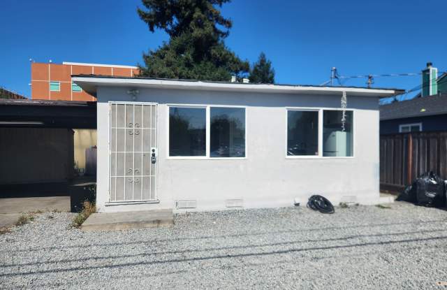 325 Pacific Avenue - 325 Pacific Avenue, North Fair Oaks, CA 94063