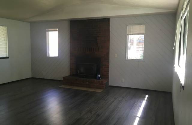 19968 Double Tree Court Gallery 3