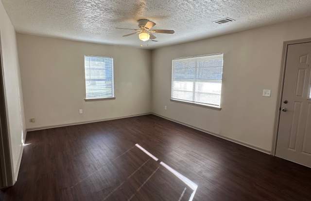 5561 Father Jaron Street Gallery 2