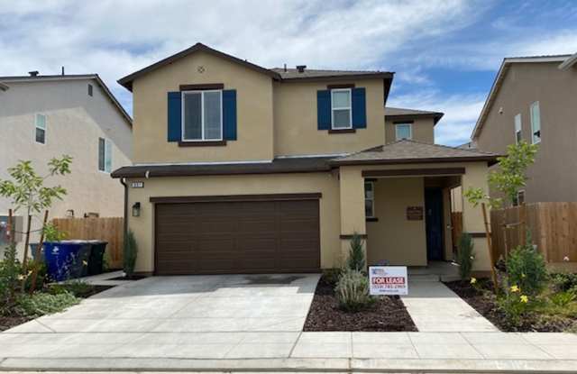 $2,295 Bullard & Leonard, Descanso Ave, Clovis - Solar Panels - Move In Bonus $250! Gallery 1
