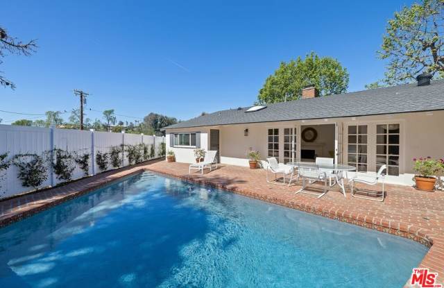 864 Bienveneda Avenue photos photos