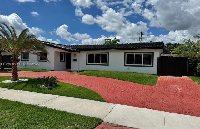 9830 SW 12th Ter - 9830 Southwest 12th Terrace, University Park, FL 33174