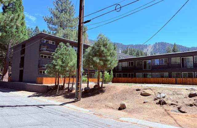 2 bed 1 bath apartment for rent in South Lake Tahoe Gallery 1