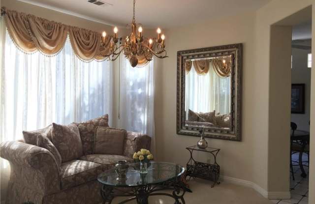 2651 La Salle Pointe Gallery 4